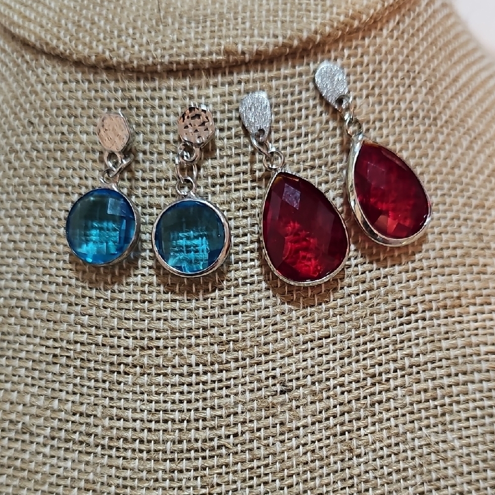 2 Pair Of Red And Blue Silver Drop Earrings.